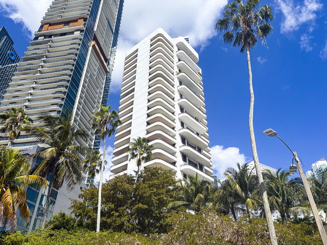 Brickell East Condo photo 2